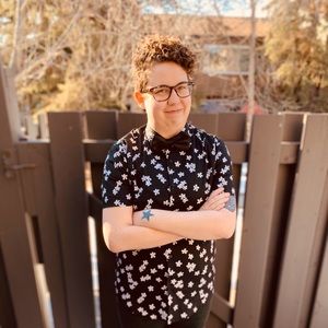 Meet your Posher, Tess